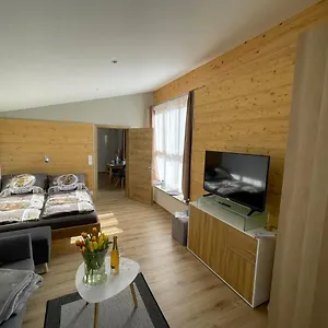  Apartment Römer Mit Sonniger Terrasse